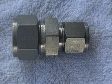 Swagelok 1/2” x 3/4” SS-1210-6-8 Stainless Tube Union  316SS Instrument Fitting