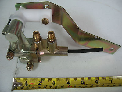 Hadley Air Ride Suspension Height Control Valve - H00450CE H450CE