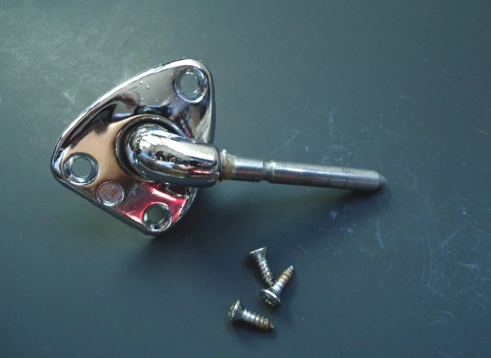 Cadillac Sun Visor Rod Late 1960's 1969 Cadillac DeVille OEM LH Rod Assembly - Imagem 2 de 3