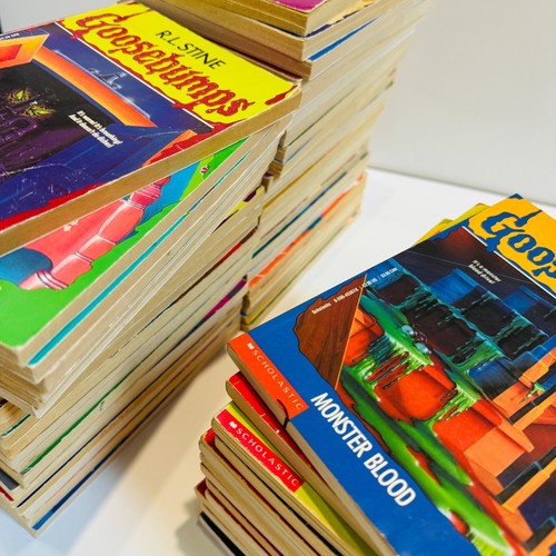 Goosebumps 90s R.L Stine Bundle Lot of Fiction Horror Childrens Apple Books x 61 - Picture 13 of 14