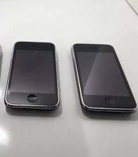 I Phone 3GS LOT OF 2 SMARTPHONE A1303 Only One Powers On