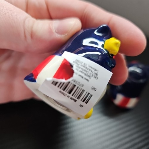 Red White and Blue Owl With Glasses American Painted Salt and Pepper Shaker - Picture 7 of 9