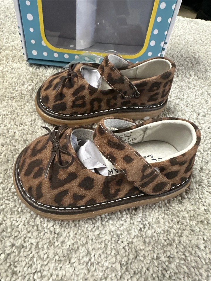 Zapatos Wee Squeak CoCo Mary Jane con estampado animal. Nuevo en caja. Tallas 3-12 Foto 3 de 4