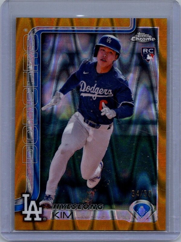 2025 Topps Chrome HYESEONG KIM RC /50 Gold Raywave #152 Rookie Dodgers