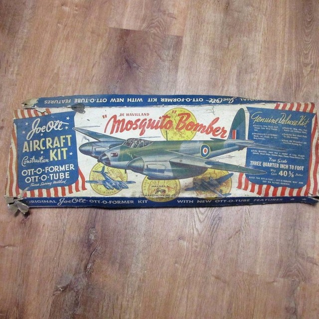 de havilland mosquito balsa model kit