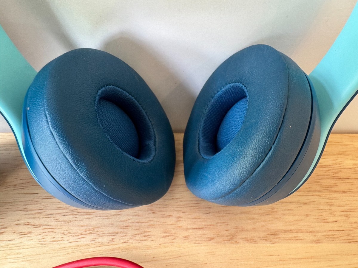 Beats by Dr. Dre Solo3 Bluetooth Wireless Headphones Blue w/ Cord