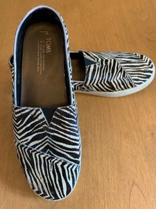 zebra print toms