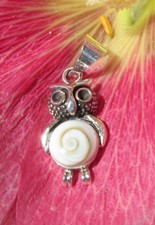 Ω Anhänger Eule Weisheitsvogel mit Shiva Eye Muschel Sterling Silber 925