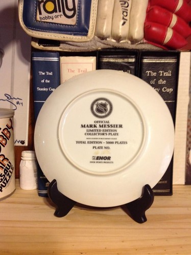 MARK MESSIER, NY RANGERS AUTOGRAPHED ENOR COLLECTOR PLATE !!!!!!!! - Picture 2 of 3