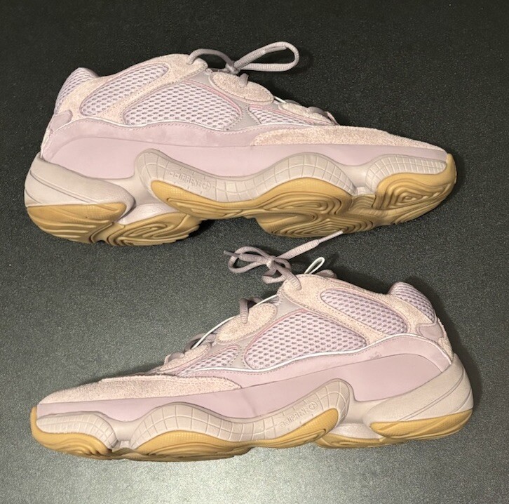 adidas YEEZY 500 SOFT VISION - イージー 500 パープル 紫 adidas YEEZY 500 SOFT VISION - イージー 500 パープル 紫