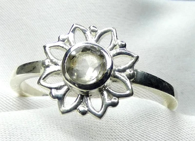🌸Bergkristall Ring 925 Silber Gr. 55 (17,5) Lotus - Blüten Design Unikat 🌸 - Bild 1 von 4