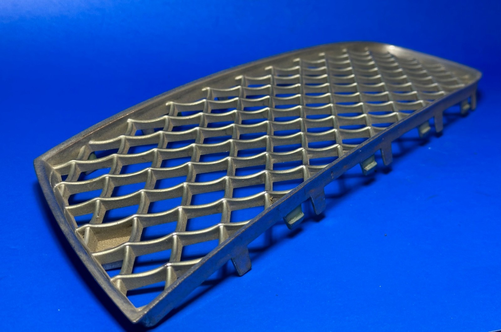 03 - 10 BENTLEY CONTINENTAL LOWER LEFT DRIVER BUMBER GRILLE CHROME 630888683 OEM