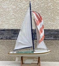 Voilier de bassin Star Yacht. Années 60. Idem Borda, Tirot, Nova, Vogu'enmer