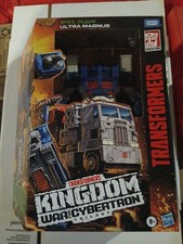Hasbro Transformers Generations War for Cybertron  Kingdom Leader Ultra Magnus