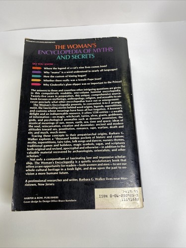 The Woman's Encyclopedia of Myths & Secrets Earth & Spirituality Photography - Picture 3 of 24