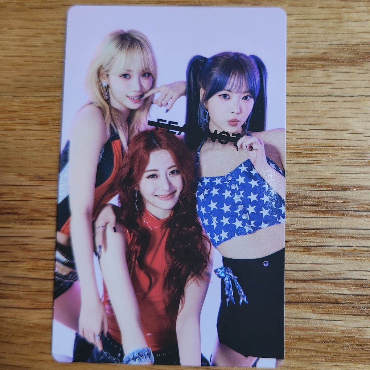 Chaewon Yunjin Eunchae Official Le Sserafim Fearnada 2024 Fan