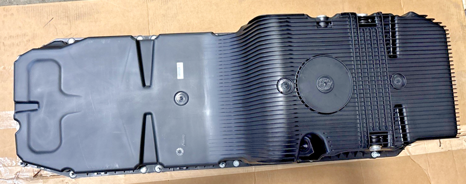~ NEW GENUINE PACCAR OEM COMPOSITE FRONT OIL PAN for a MX-13 ENGINE ...