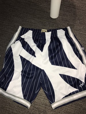 yankees shorts mitchell and ness