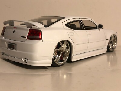 JADA BIGTIME MUSCLE BTM 2006 DODGE CHARGER SRT8 WHITE 1:24 NEW NO