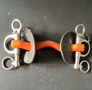 Winderen baby pelham with bit guards