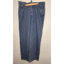 Mens NWT Levi Relaxed Fit Straight 550 Medium Wash Jeans Size 40 X 30