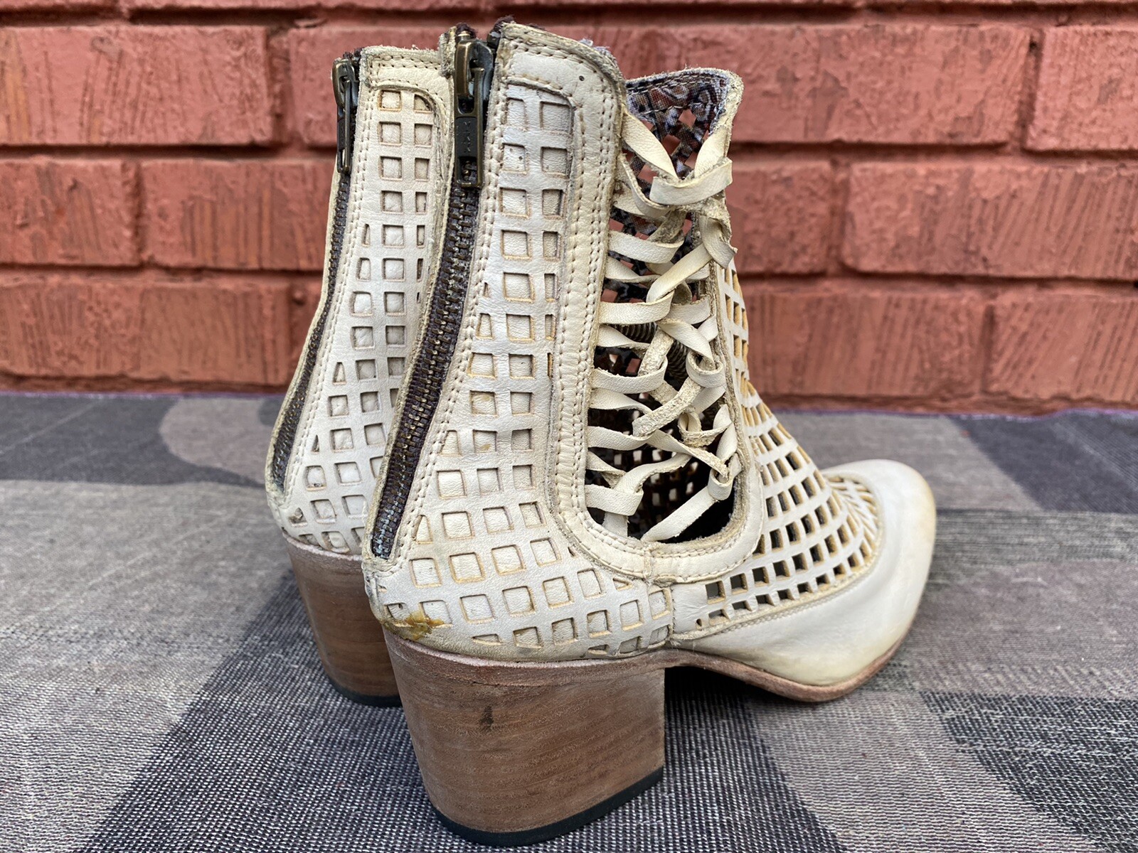Steven White Lazor Leather Ankle Boot 