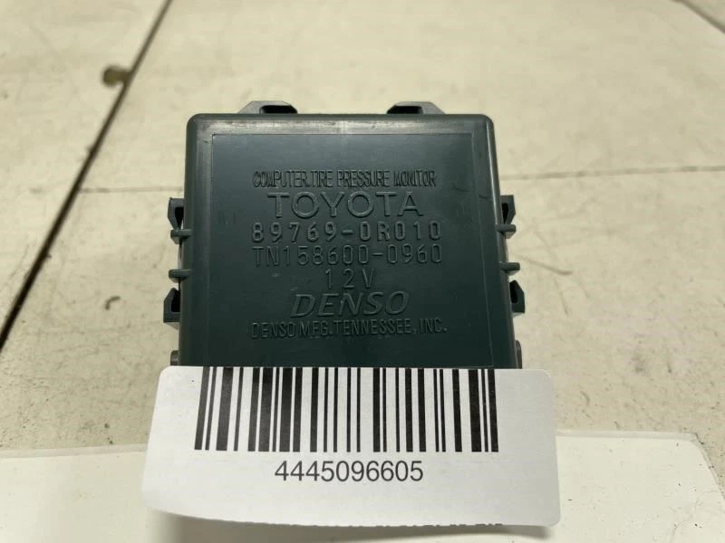 Toyota RAV4 2011 módulo de monitor de presión de neumáticos OEM+ Foto 2 de 4