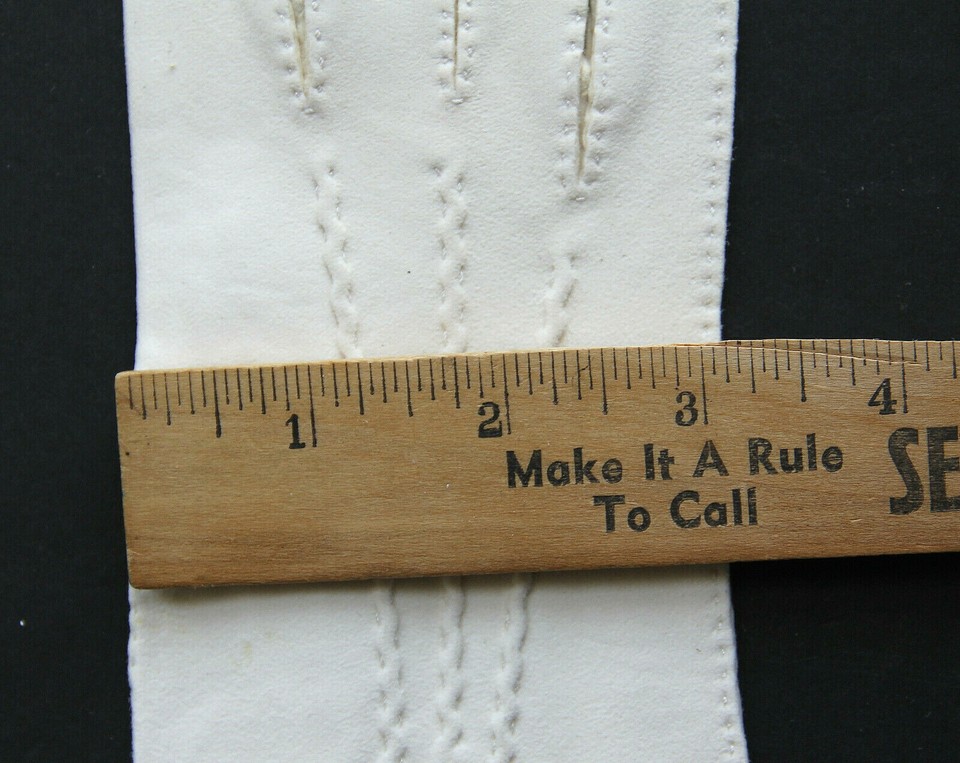 Edelweiss Made in France for Marshall Fields White Kid Leather Gloves