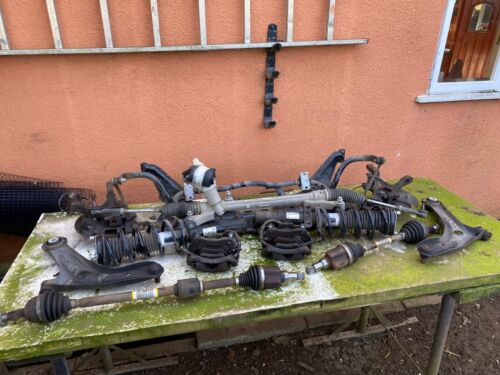 JOB LOT - FORD TOURNEO COURIER 2019 FRONT STEERING , SUSPENSION PARTS .