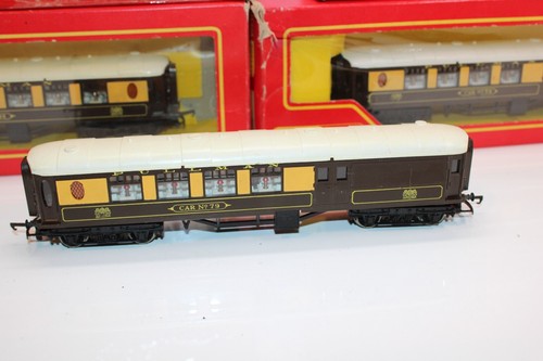 6 x Triang R228 & R328 OO Gauge Pullman Coaches - Anne, 2 x Ruth, Mary, 2 x 79 - Picture 5 of 9