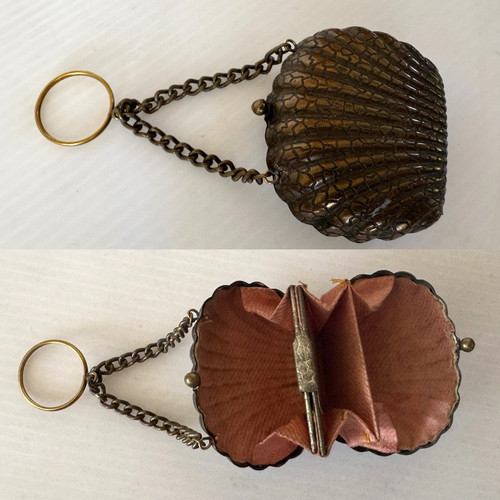 Antique clamshell Metal Coin Purse Wallet w/ finger Chain Art Deco Victorian