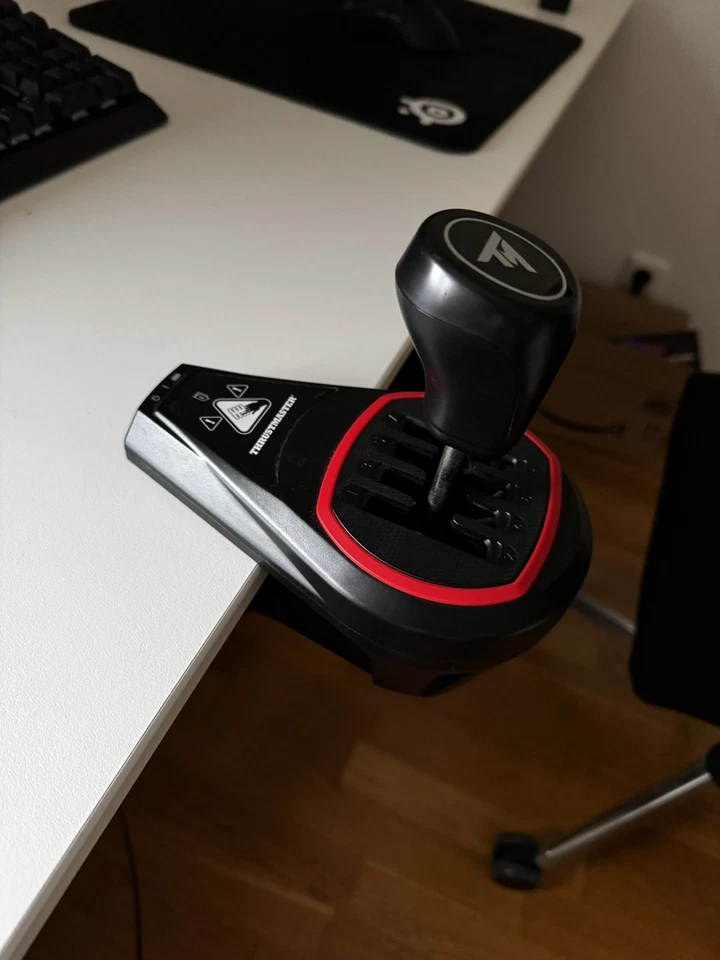 Thrustmaster TH8S Schaltknüppel - für PC und Konsole (Add-On) - Bild 3 von 4