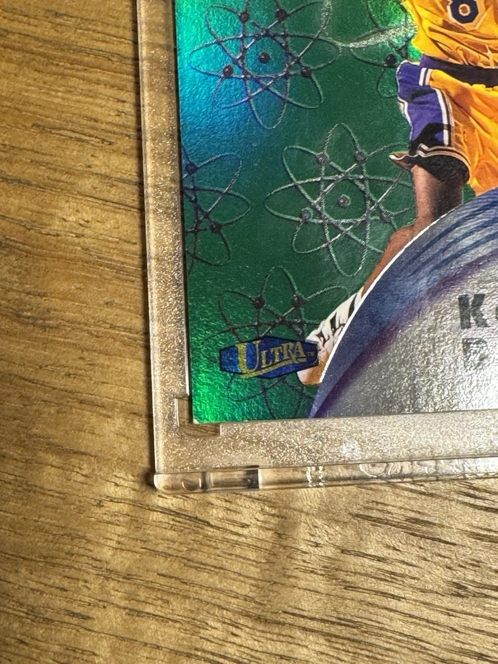 Fleer Ultra Kobe Bryant Star Power Plus Lakers 1997-98 Foto 4 de 4