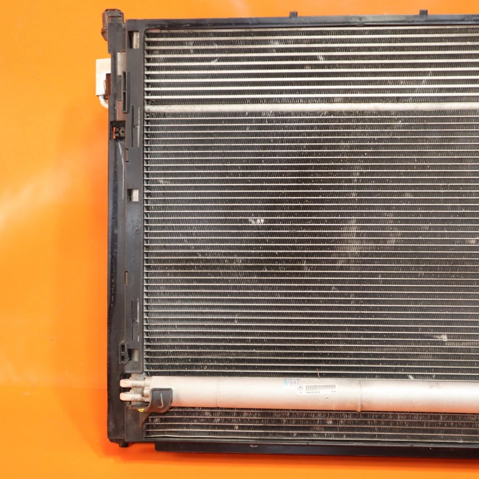 MERCEDES BENZ GLS550 RADIADOR AIRE ACONDICIONADO CONDENSADOR 2017 2018 2019 GLS450 A0995000404 OEM Foto 2 de 4