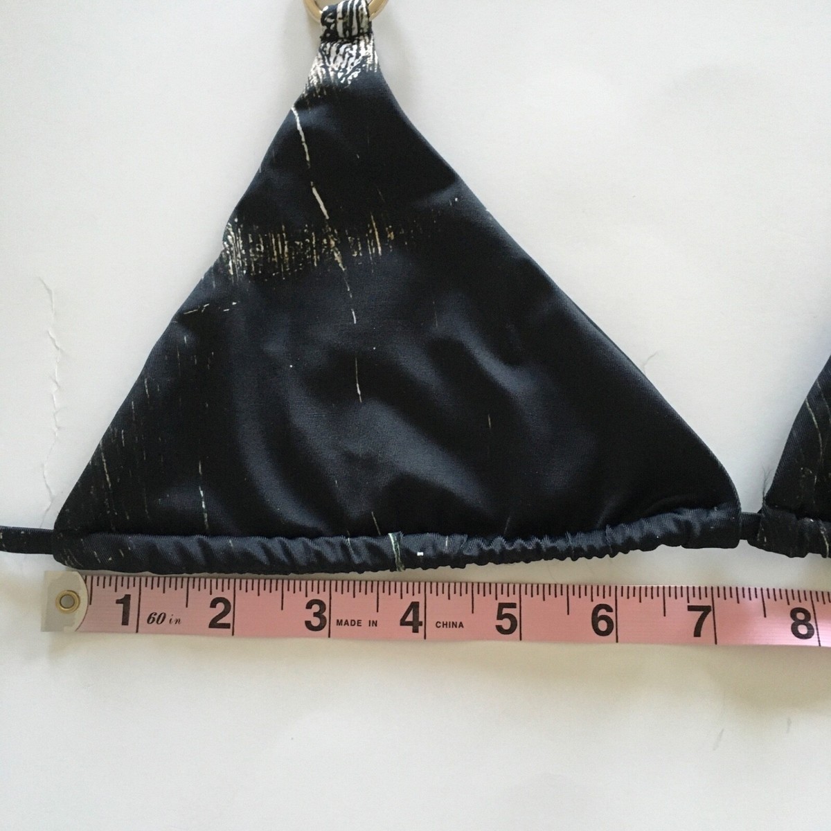 【関税込み】Louisa Ballou ブラック ミニリング ビキニ Mini Ring bikini top in black - Louisa Ballou | Mytheresa