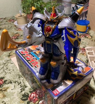 Power Rangers Jungle Fury Gekiranger DX Saidai-Oh Megazord Figure