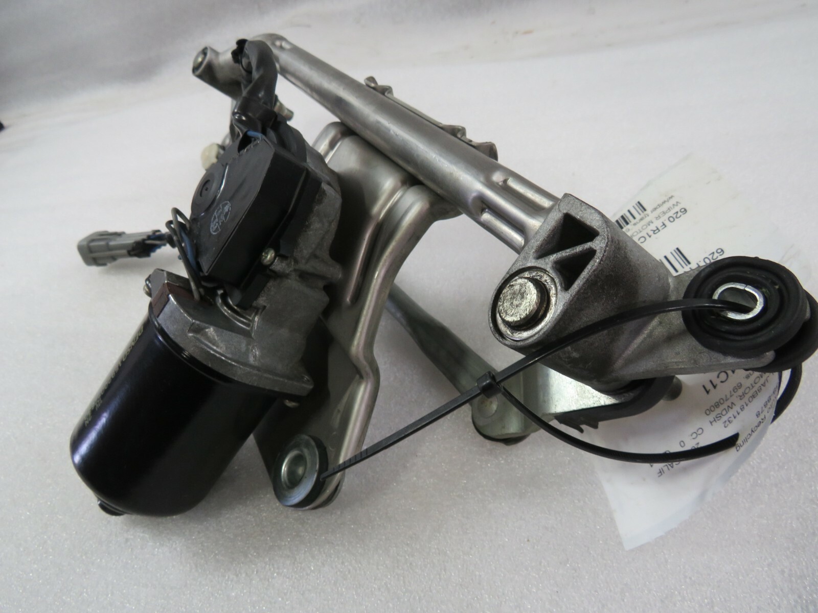 Ferrari California, Wiper Motor w/ Wiper Transmission, Used, P/N 69770800