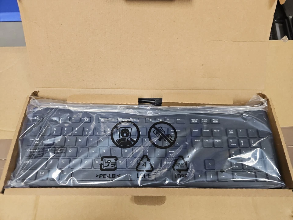 HP Slim Keyboard USB Wired 320K HP HQ-TRE 71025 NEW w/ Number pad KBAR211. @2 - Image 3 of 3