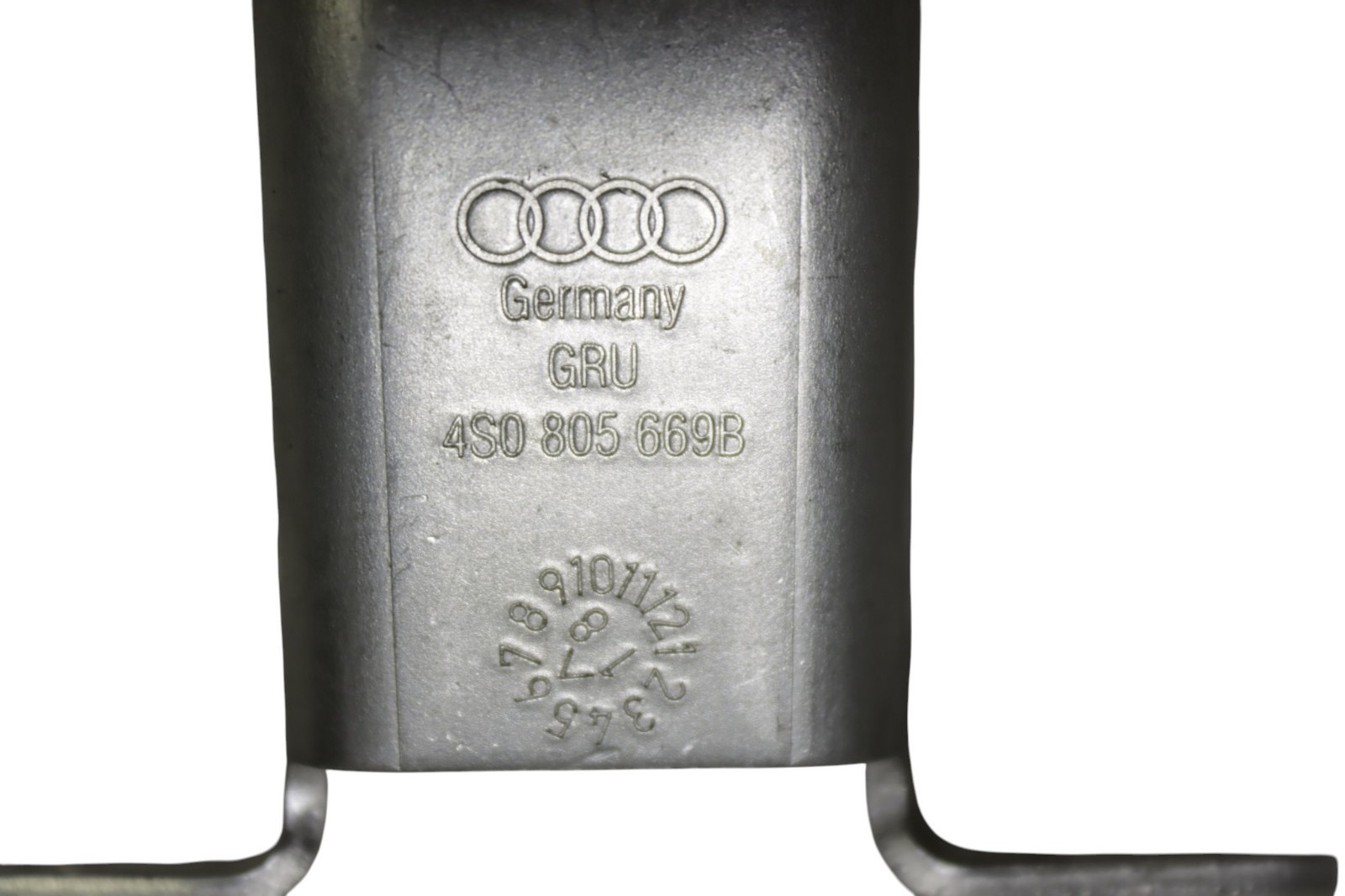 Audi R8 2017-2023 FRONT+LEFT Radiator support