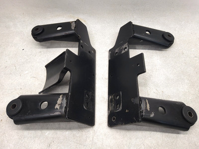 John Deere 425 445 Kawasaki FD620D Engine Mounts set LH AM115204 RH AM115395