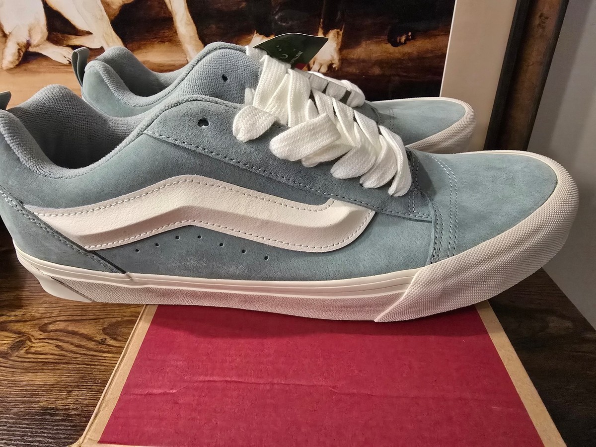 Vans Knu Skool Shoes Skateboarding VN000D6ZTTN Pig Suede / Gray
