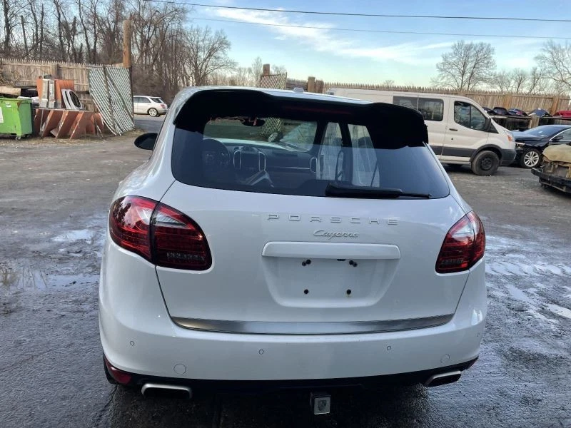 ROOF ASSY W/SUNROOF -BASE- WHITE PC: 0Q FITS 11-18 PORSCHE CAYENNE 36403 - Image 3 of 4