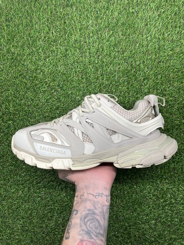 Size 42 (9 US) - Balenciaga Track Sneaker ' Grey, White ' | GREAT CONDITION! - Picture 9 of 17