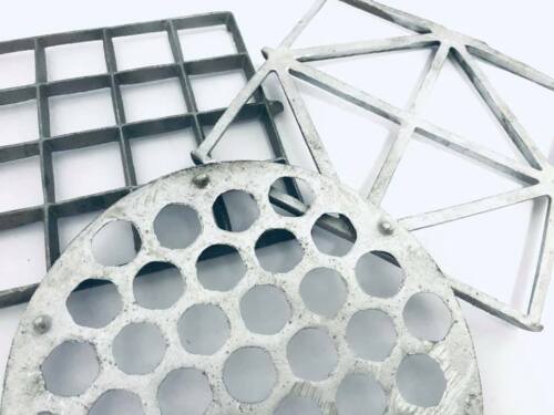 Metallic Mold for Al Burak Pasta قالب برك و شيشبرك و سمبوسة - Picture 3 of 15