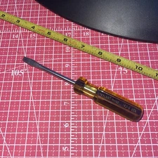 CRESCENT USA Rhino 143-3 3 In Shank Flat Slotted Head Screwdriver 6 1/4” 1433