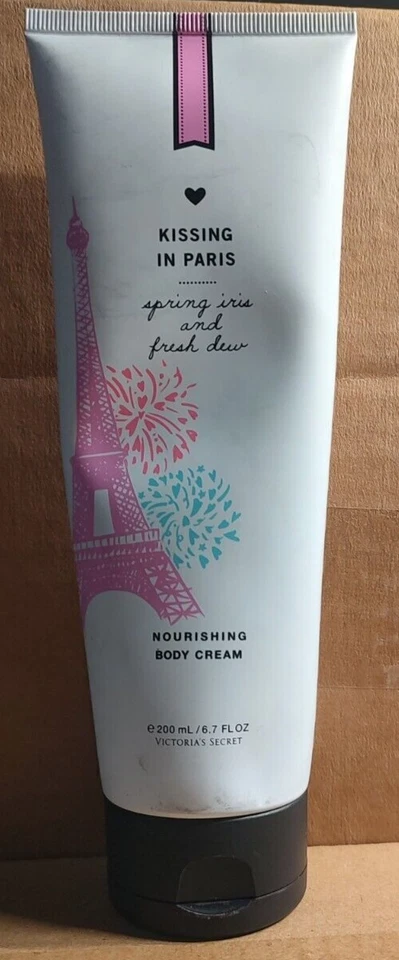 维多利亚的秘密 * 秘密时刻 * 巴黎接吻套装 *EUC* — 第 2/4 张图片