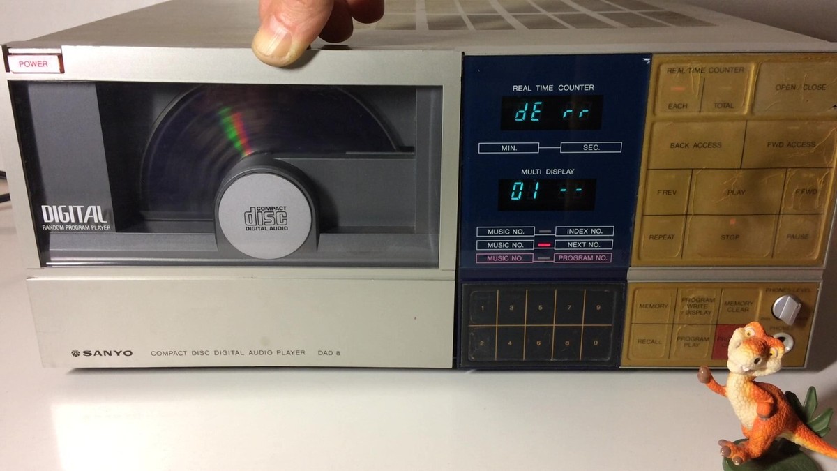 SANYO サンヨーCD/CD-GプレーヤーROBO-GR11 ☆SANYO サンヨー CD/CD-Gプレーヤー ROBO-GR11 昭和☆ - メルカリ