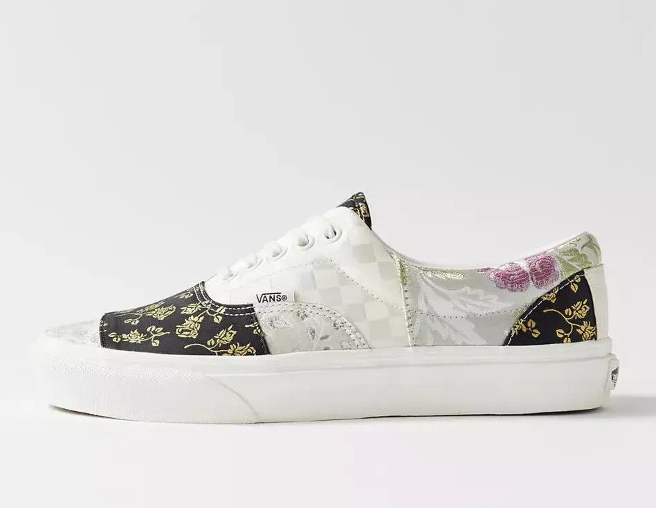 Vans Classic Patchwork Floral Print Sneakers Women s Size 6.5 Shoes NEW