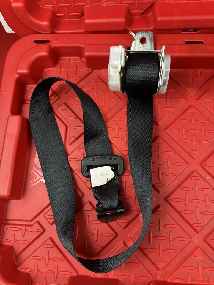 Mitsubishi Outlander Sport 2013 LH RH cinturón de seguridad trasero retractor 2ND segunda fila Foto 4 de 4