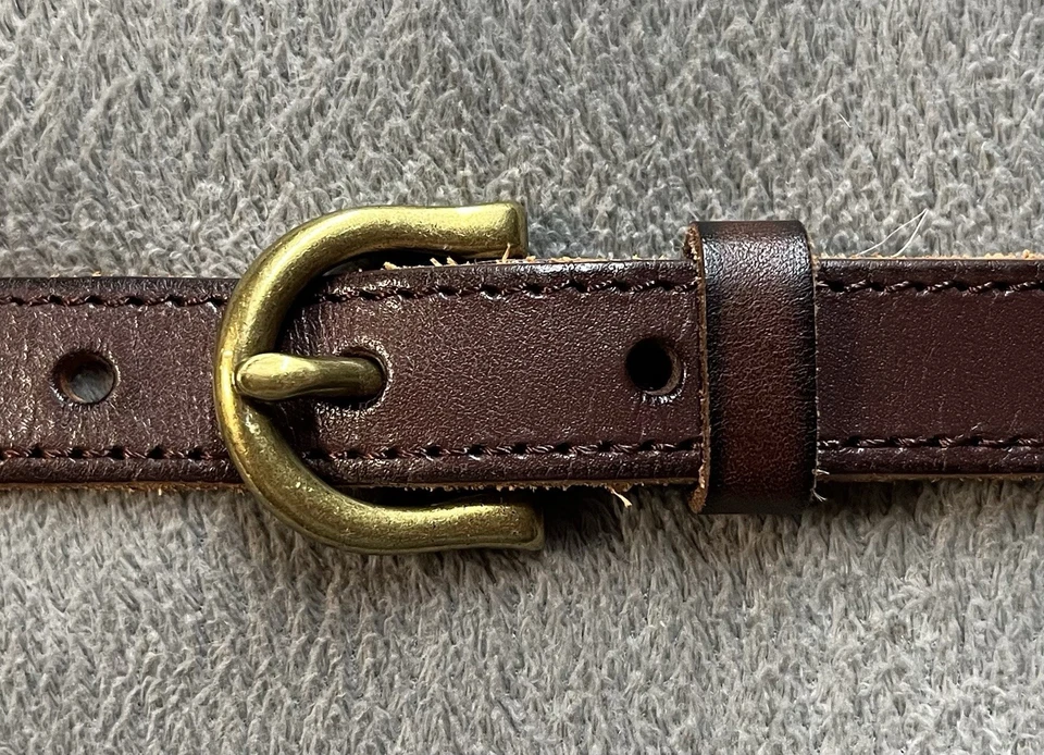 Cinturón para mujer Eddie Bauer ajustado de cuero marrón con tachuelas 3 hilos talla XL 42 latón Foto 4 de 4